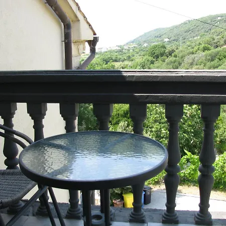 Basek Apartment
