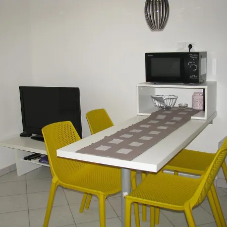 Apartment Basek