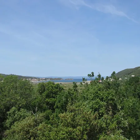 Basek Supetarska Draga