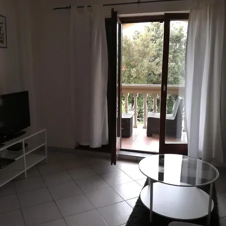 Basek * Супетарска-Драга