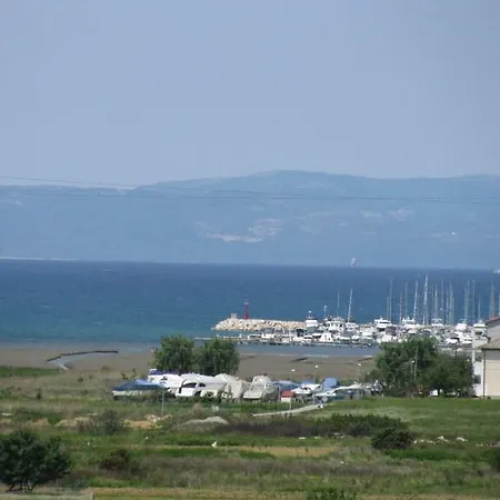 Basek Апартаменты *