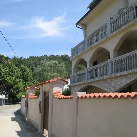 Basek Апартаменты *