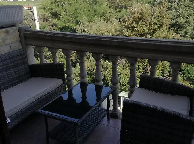 Basek * Supetarska Draga